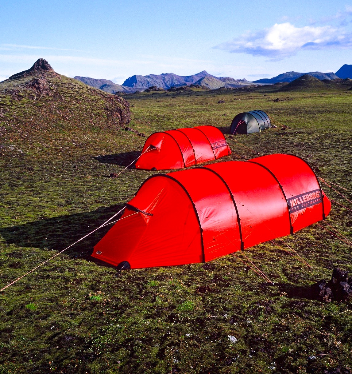 iceland highlands camping tent